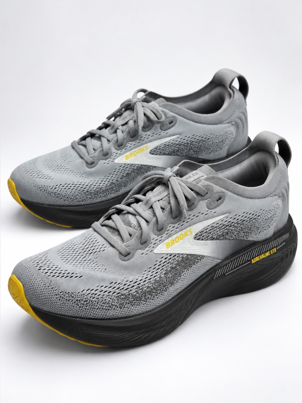 Brooks Adrenaline GTS 25 Nitrogen Injected Gray Running Shoes Mens 10 Medium